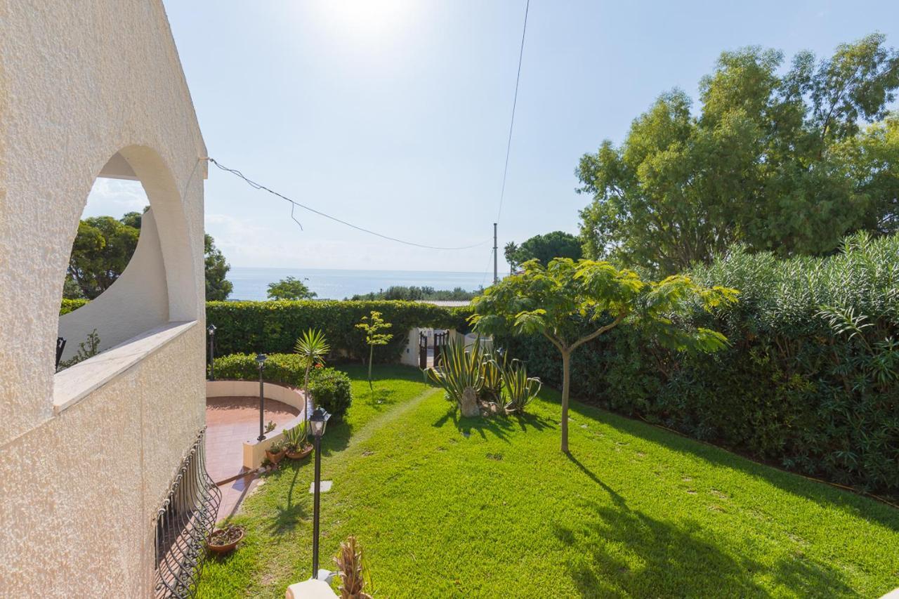 Villa Melisa Fontane Bianche Exterior foto